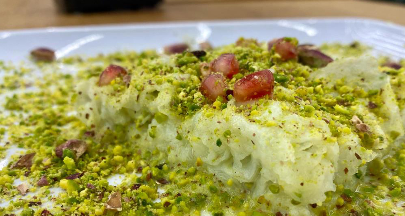 Ramazan sofralarının vazgeçilmezi güllaç raflarda yerini aldı