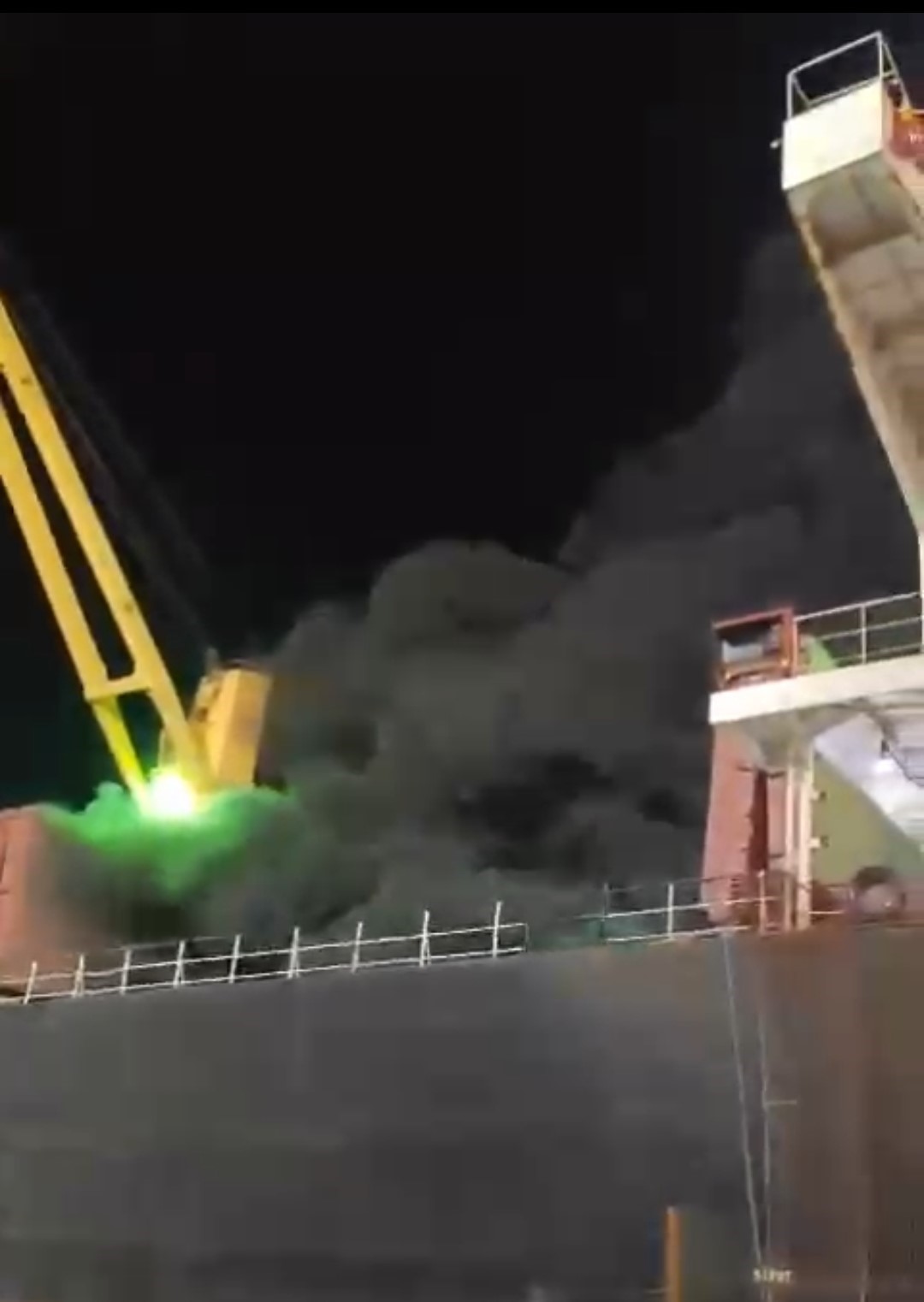 Yumurtalık’taki Sanko Limanı’nda çıkan yangın sonrası vatandaş tedirgin