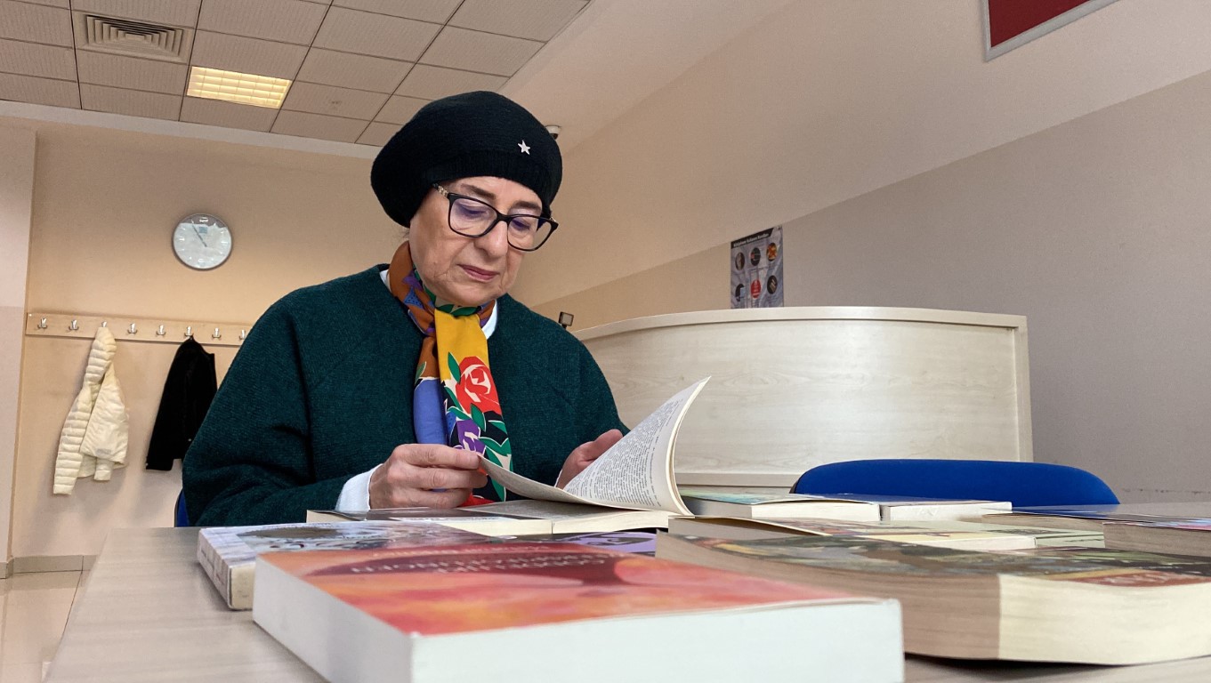 Çocuklarını büyüttükten sonra 3 üniversite bitirdi, şimdi de yüksek lisans yapıyor