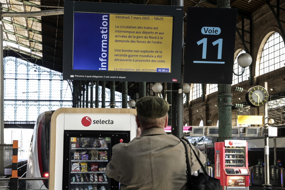 Paris’te tren raylarında 2. Dünya Savaşı'ndan kalma bomba bulundu