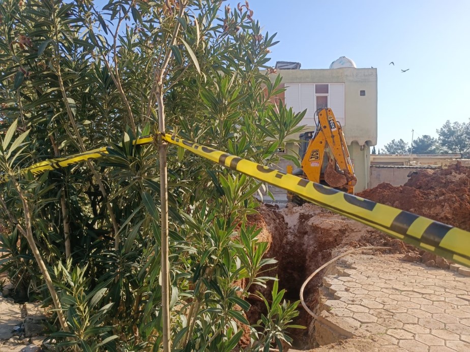 Mardin’de toprak altında kalan tesisatçı hayatını kaybetti