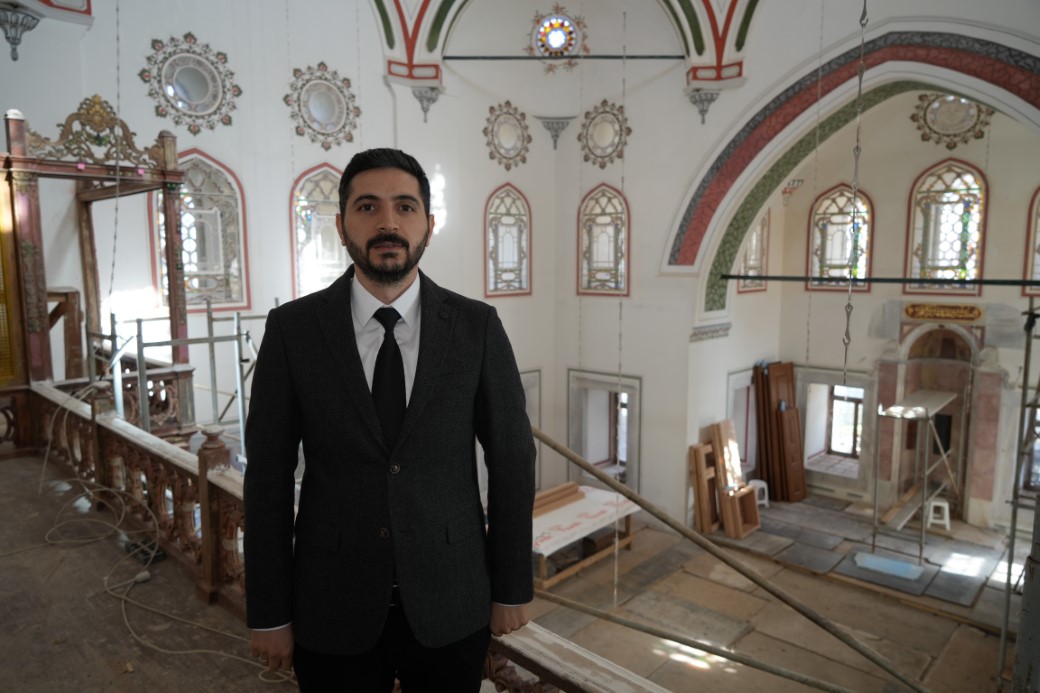 11 yıldır ibadete kapalı olan Zeynep Sultan Camii’nin restorasyonunun yüzde 90’ı tamamlandı
