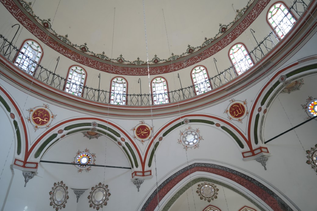 11 yıldır ibadete kapalı olan Zeynep Sultan Camii’nin restorasyonunun yüzde 90’ı tamamlandı