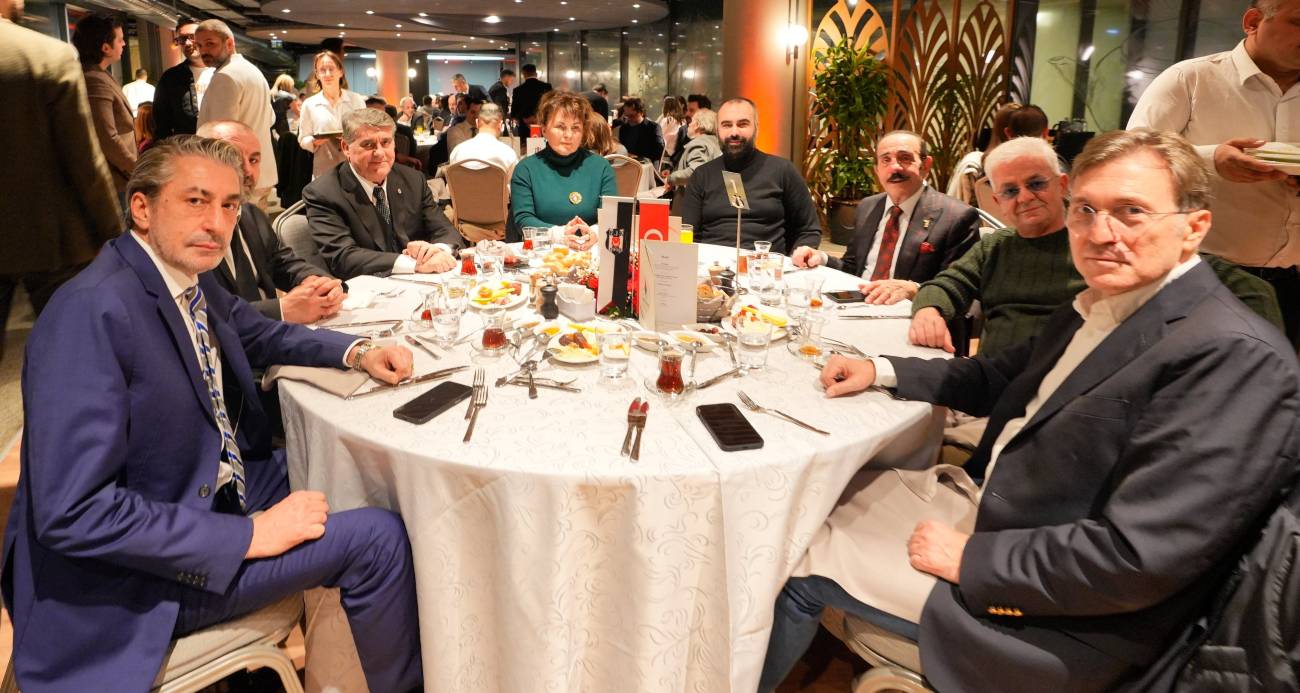 Beşiktaş camiası iftarda bir araya geldi