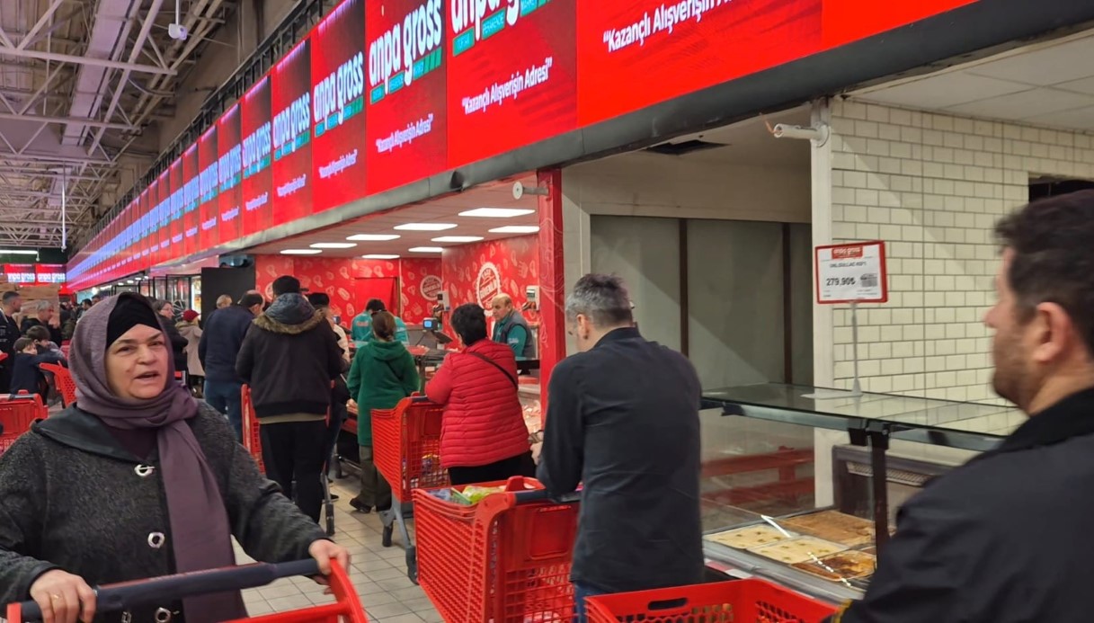 Ramazan ayında yarı yarıya düşen kıyma fiyatına hücum ettiler