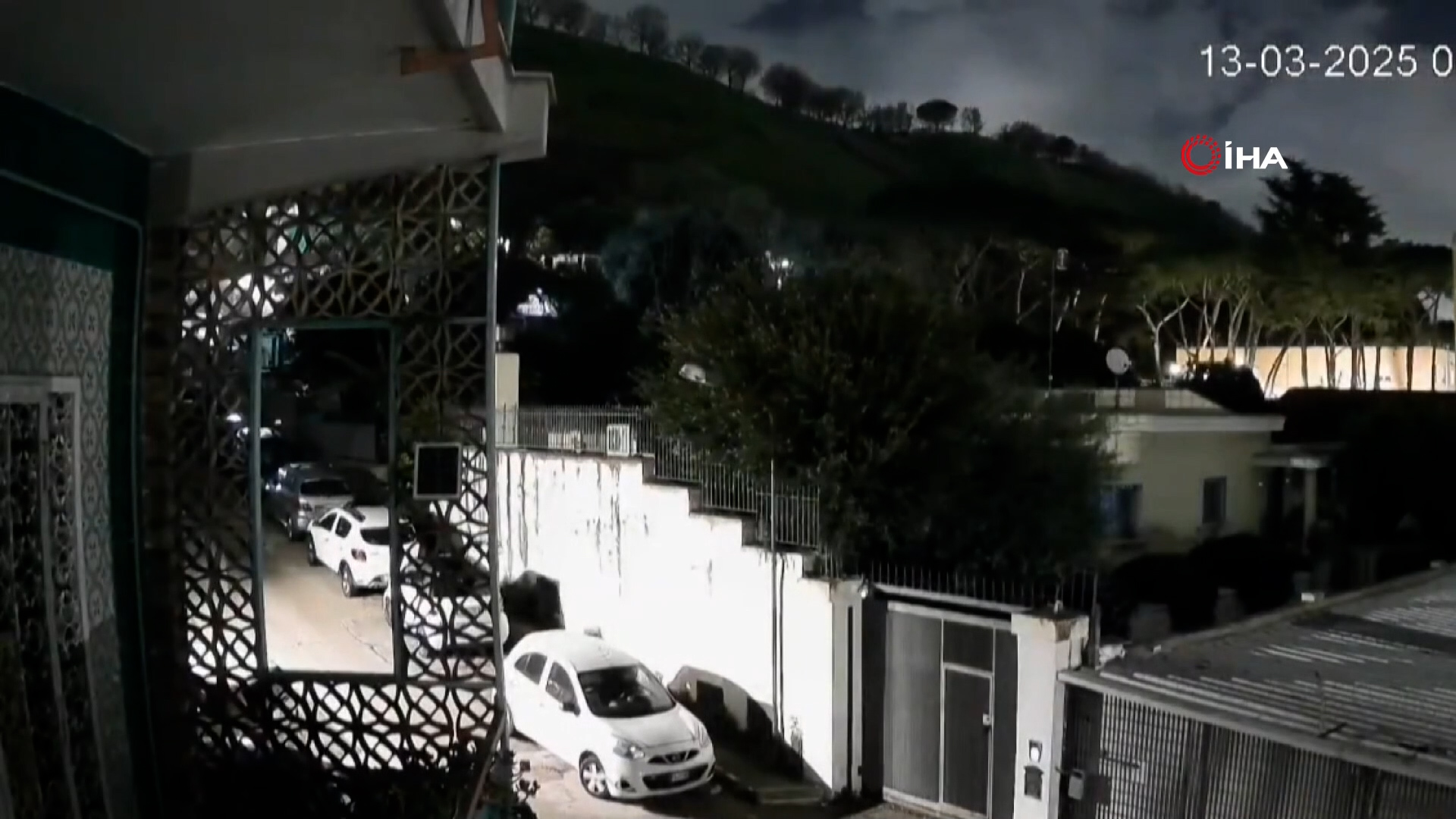 İtalya’da 4.4 büyüklüğündeki deprem hasara yol açtı: 1 yaralı