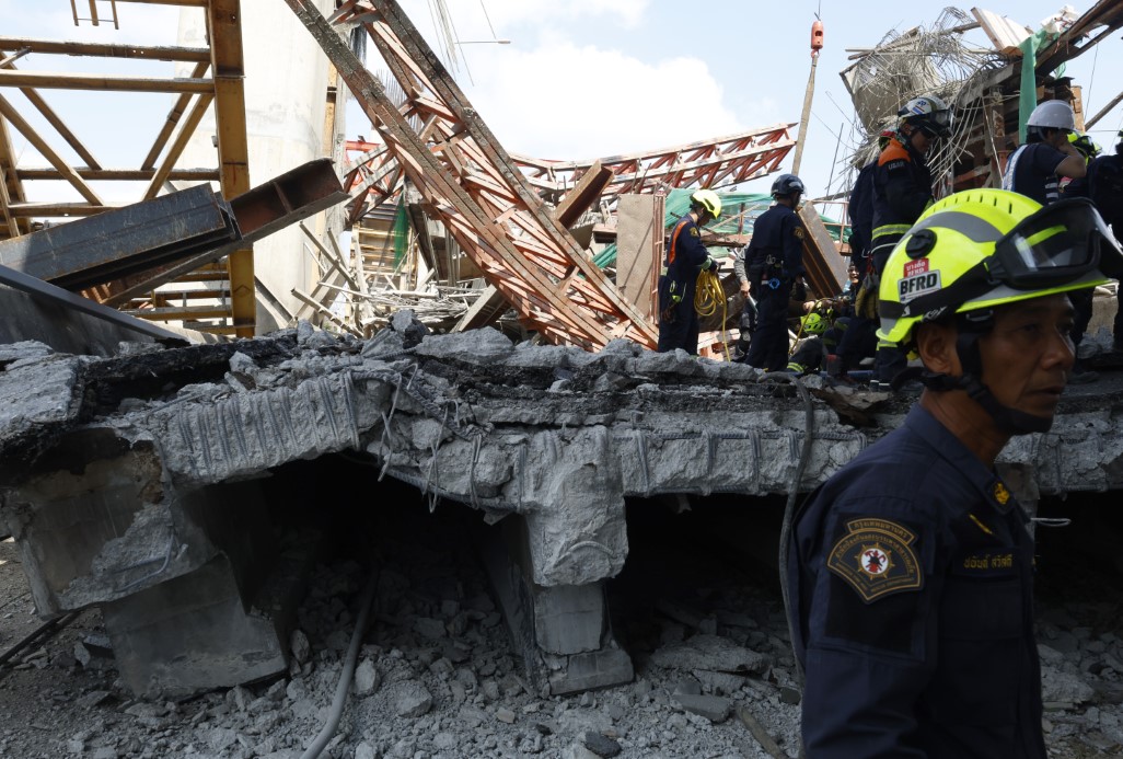 Tayland'da köprü inşaatında çökme: 7 ölü, 30 yaralı