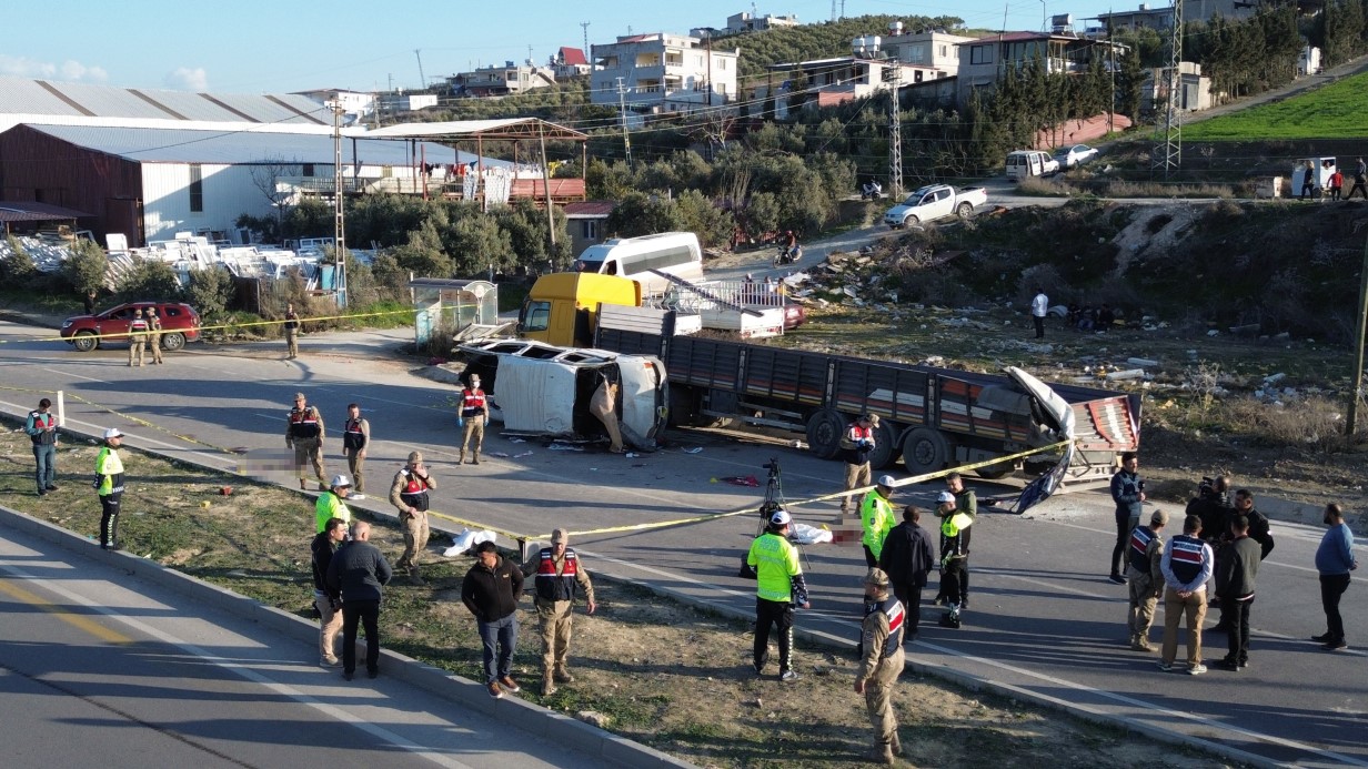 Altı kişinin öldüğü kazada yaralı kurtulan 17 yaşındaki çocuk, 