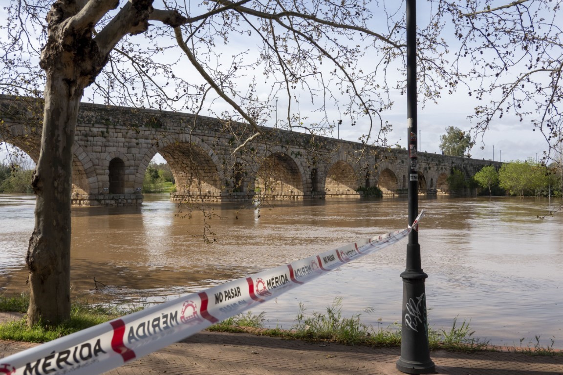 İspanya'da sel: 2 ölü
