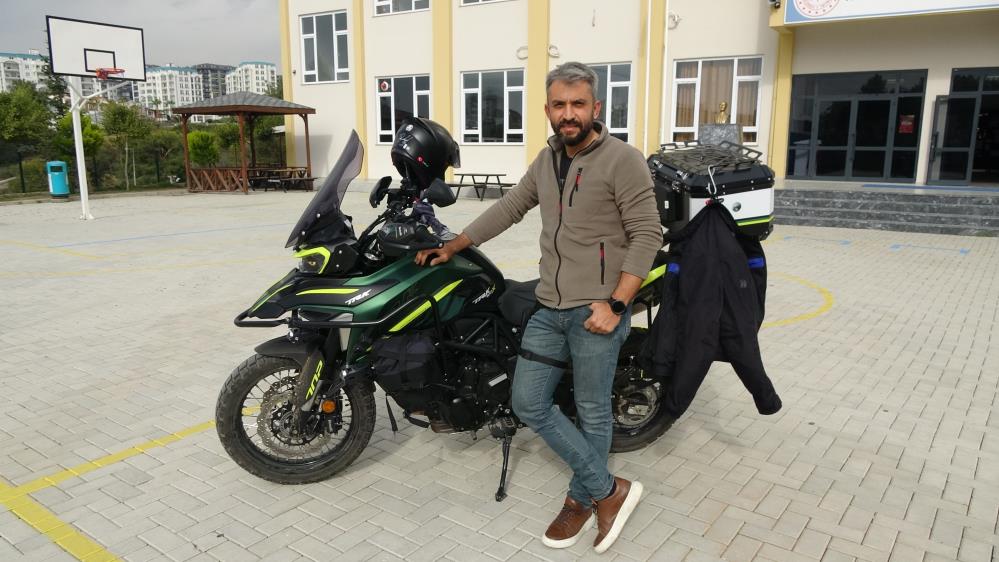 Öğretmene verdiği nasihatle içleri yakan polis memuru: