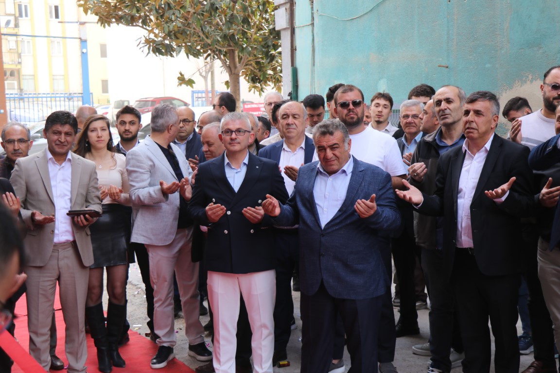 İhlas Pazarlama’dan Denizli’de görkemli açılış