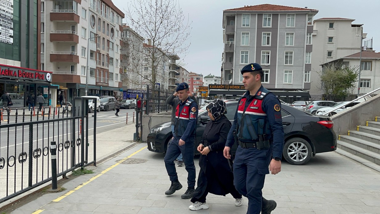 Genç kız, sokak ortasında kaçırıldı