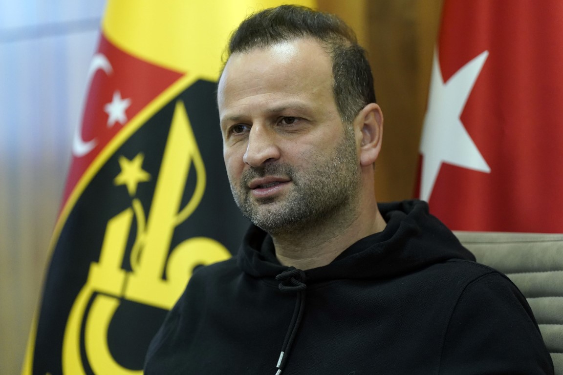Osman Zeki Korkmaz: 