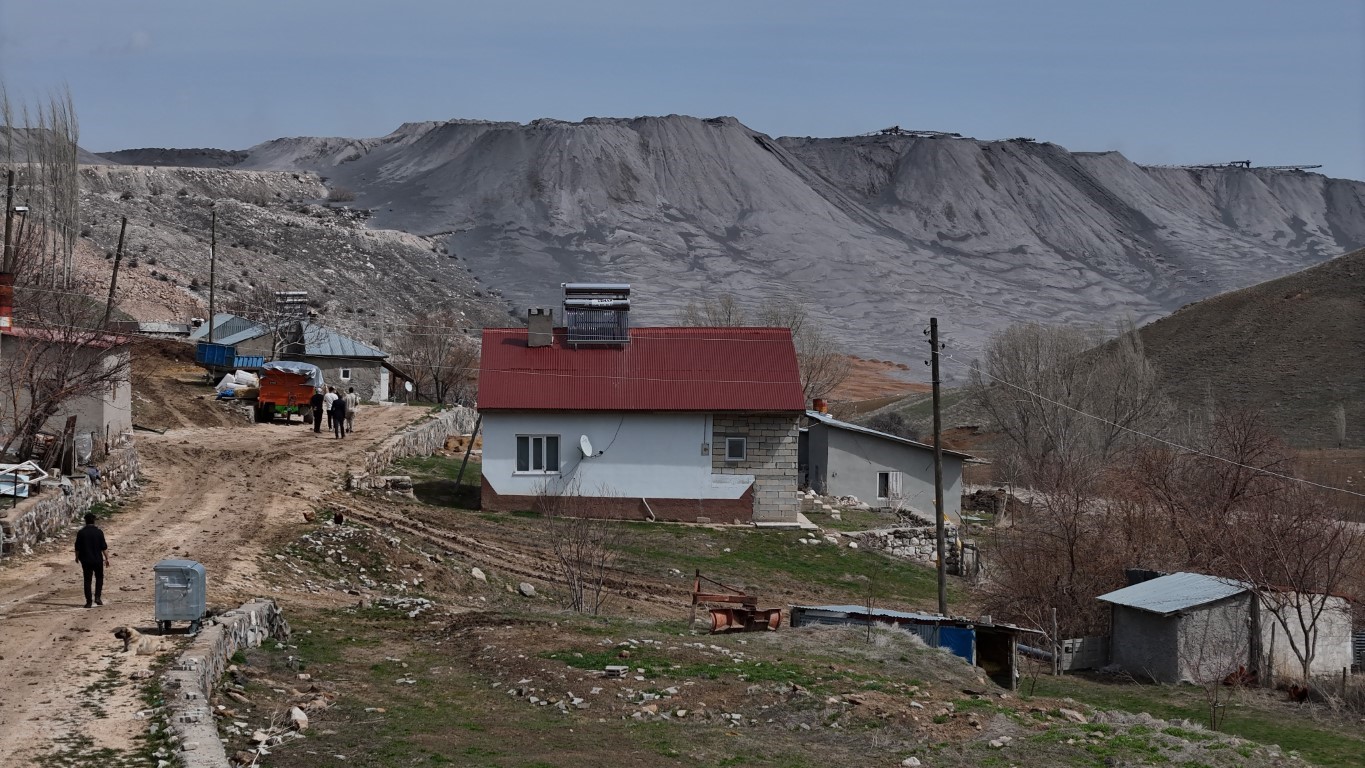 Konya Şeker’e bağlı Kangal Termik Santrali, insan sağlığını tehdit ediyor