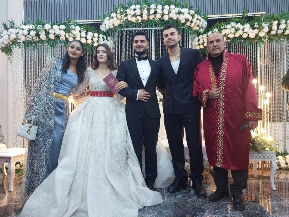 Abdülkerim Bardakcı’dan, Şanlıurfa’da halay şov