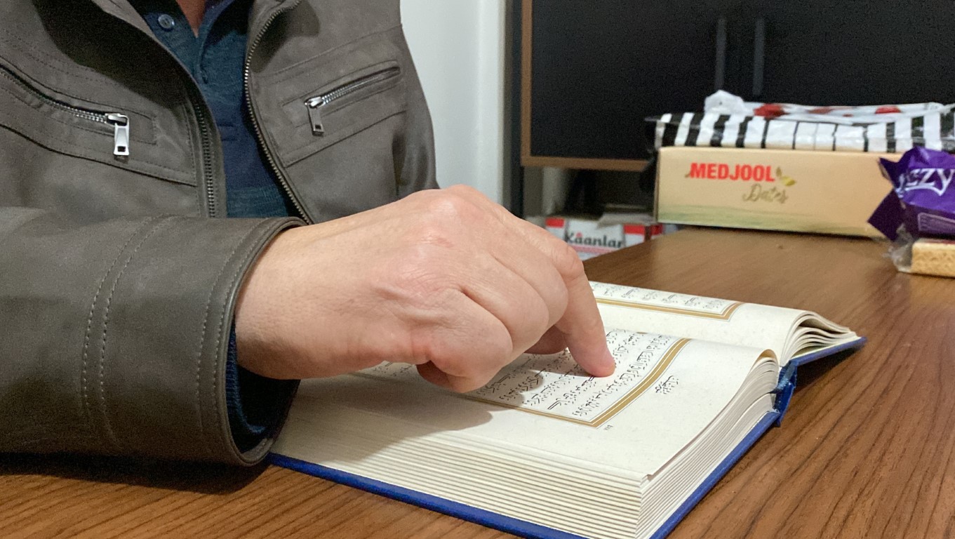 Görme engelli 65 yaşındaki hafızın hayatı, Kur’an-ı Kerim’i ezberlemesiyle düzene girdi