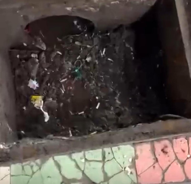 Marmaris Kapalı Çarşı’yı lağım kokusu sardı