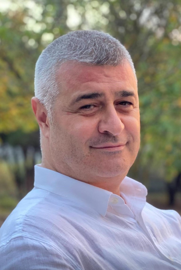 Cep telefonu aksesuarı satışından milyon dolarlık ihalelere giden yolculuk