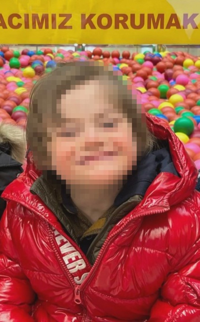 Down sendromlu çocuğun oyun alanına alınmadığı Gimsa AVM protesto edildi