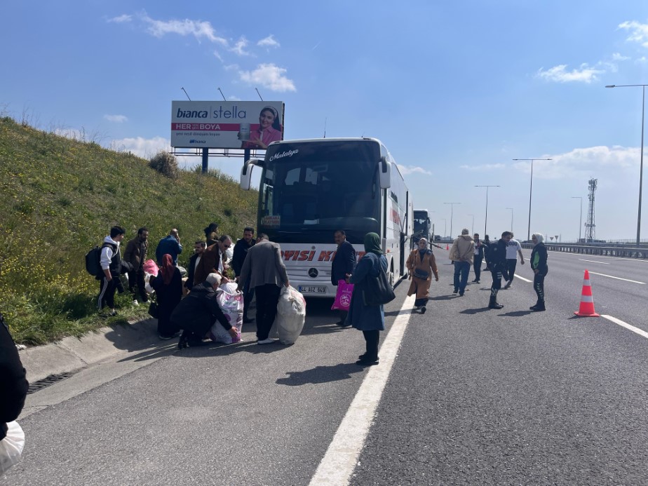 Kuzey Marmara Otoyolunda yolcu otobüsünde yangın