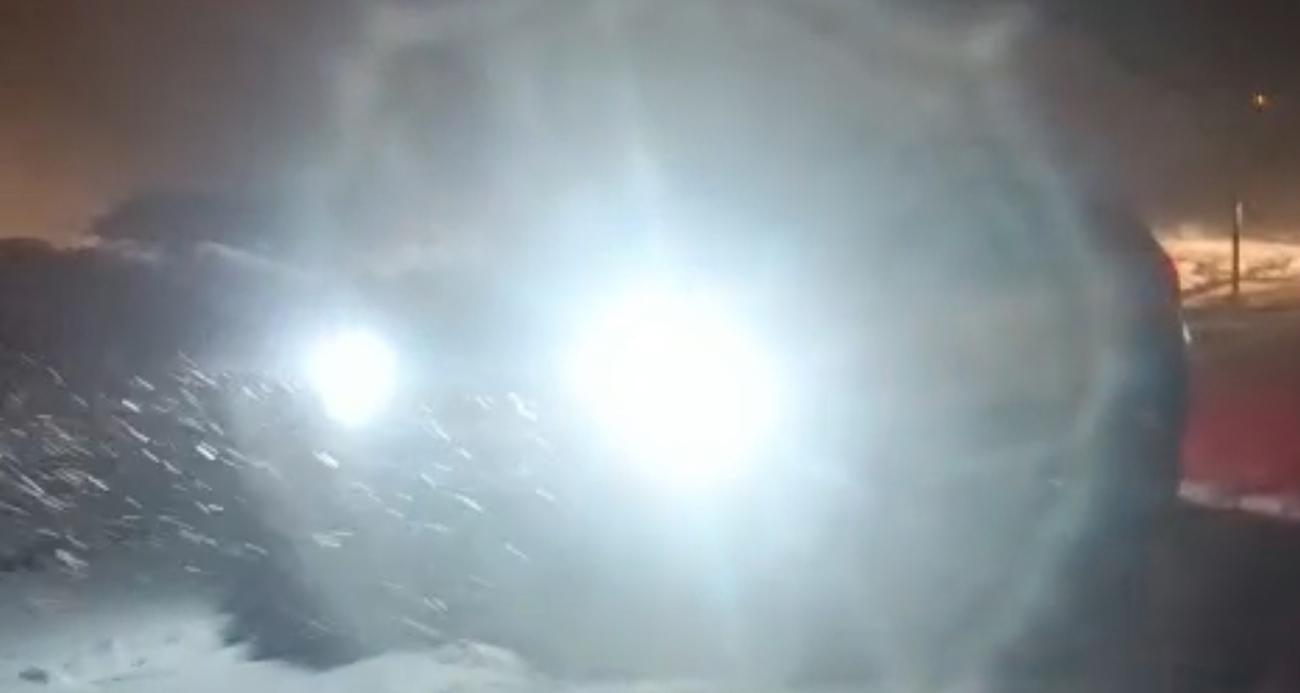 Hakkari’de tipide araçlar yolda mahsur kaldı