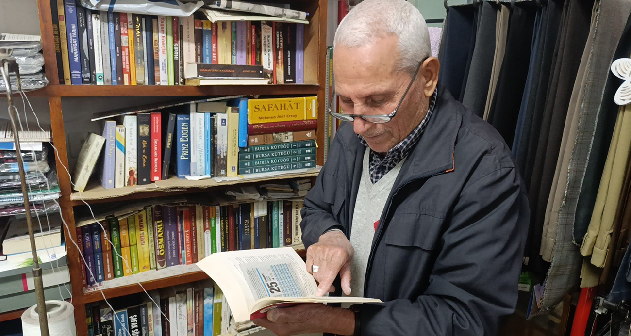 Terzihaneden kütüphaneye uzanan 69 yıllık ustalık: "Yaşamak, yaşlanmak değildir"