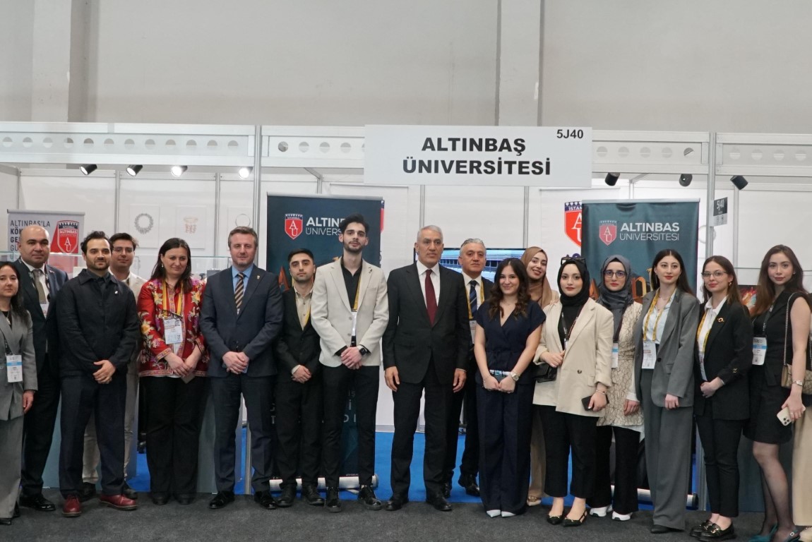 İstanbul Jewelry Show’da öğrencilerin tasarımları stantları süsledi