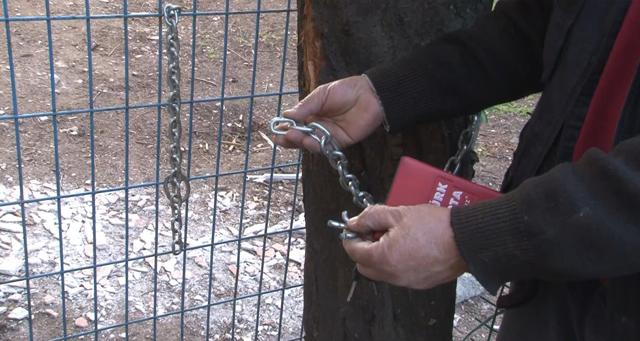 Dört kilitle bağladığı motosikleti taksiti biter bitmez çalındı