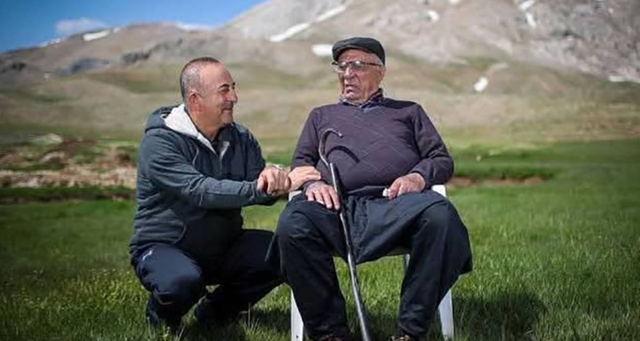 AK Parti Antalya Milletvekili Mevlüt Çavuşoğlu’nun babası hayatını kaybetti