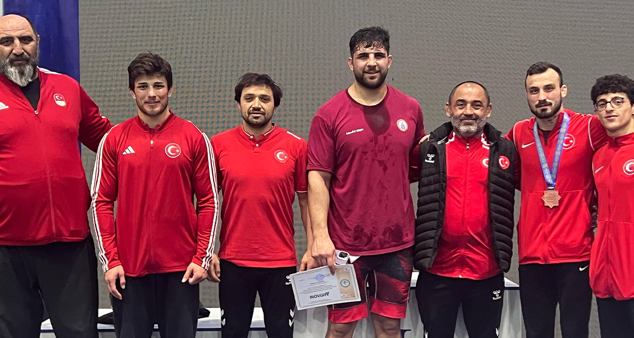 Grekoromen Güreş Milli Takımı, Kazakistan’dan 5 madalya ile döndü