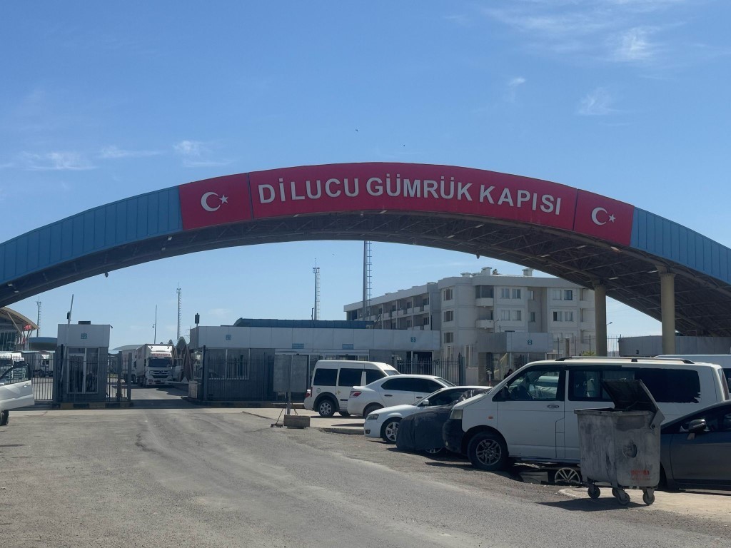 Iğdır-Nahçıvan doğal gaz boru hattı Nahçıvan’da sevinçle karşılandı