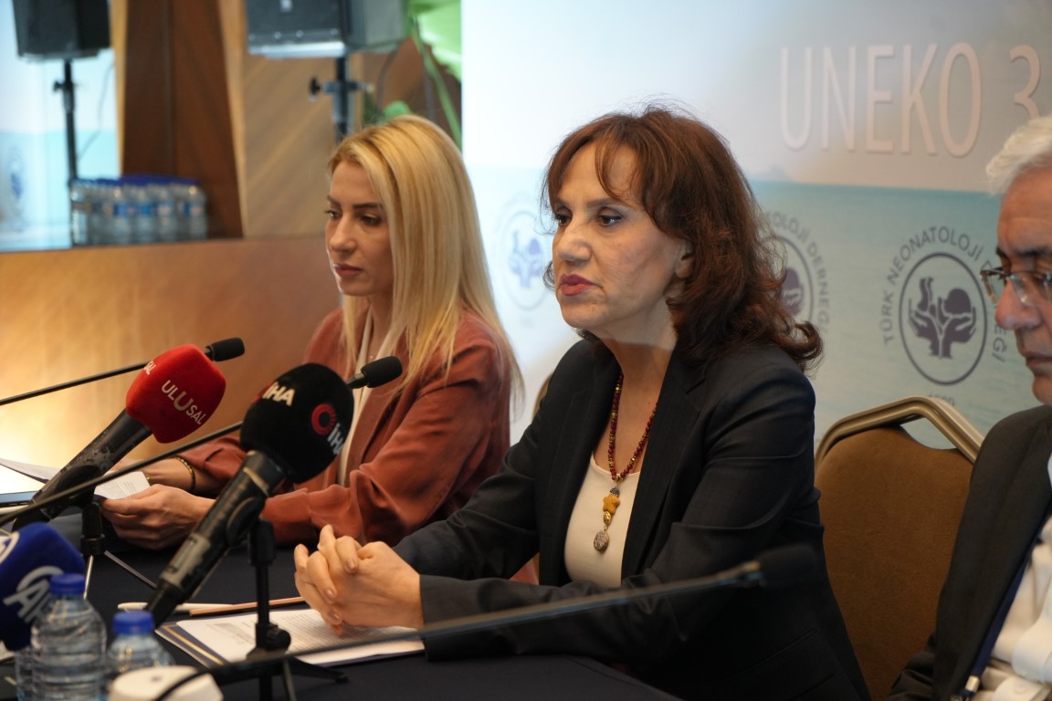 Yenidoğan uzmanları Antalya’da buluştu: 