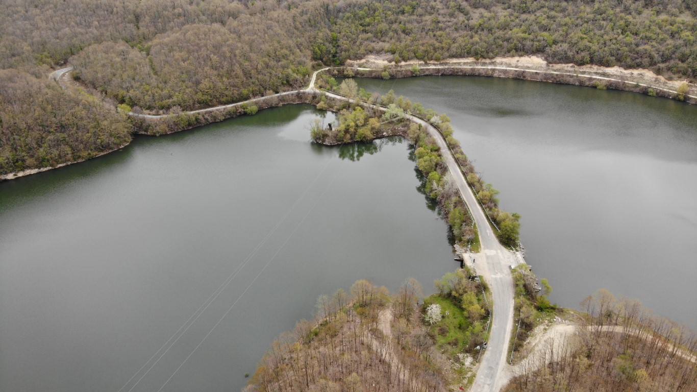 Son yağışlar İstanbul’u destekleyen barajların seviyesini yükseltti