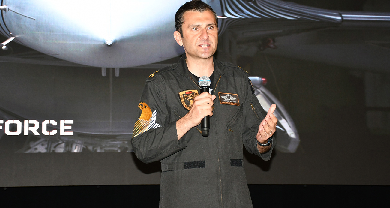 SOLOTÜRK Pilotu Bakıcı: "Sizlere Türk’ün, Türk milletinin gücünü gösteriyoruz"