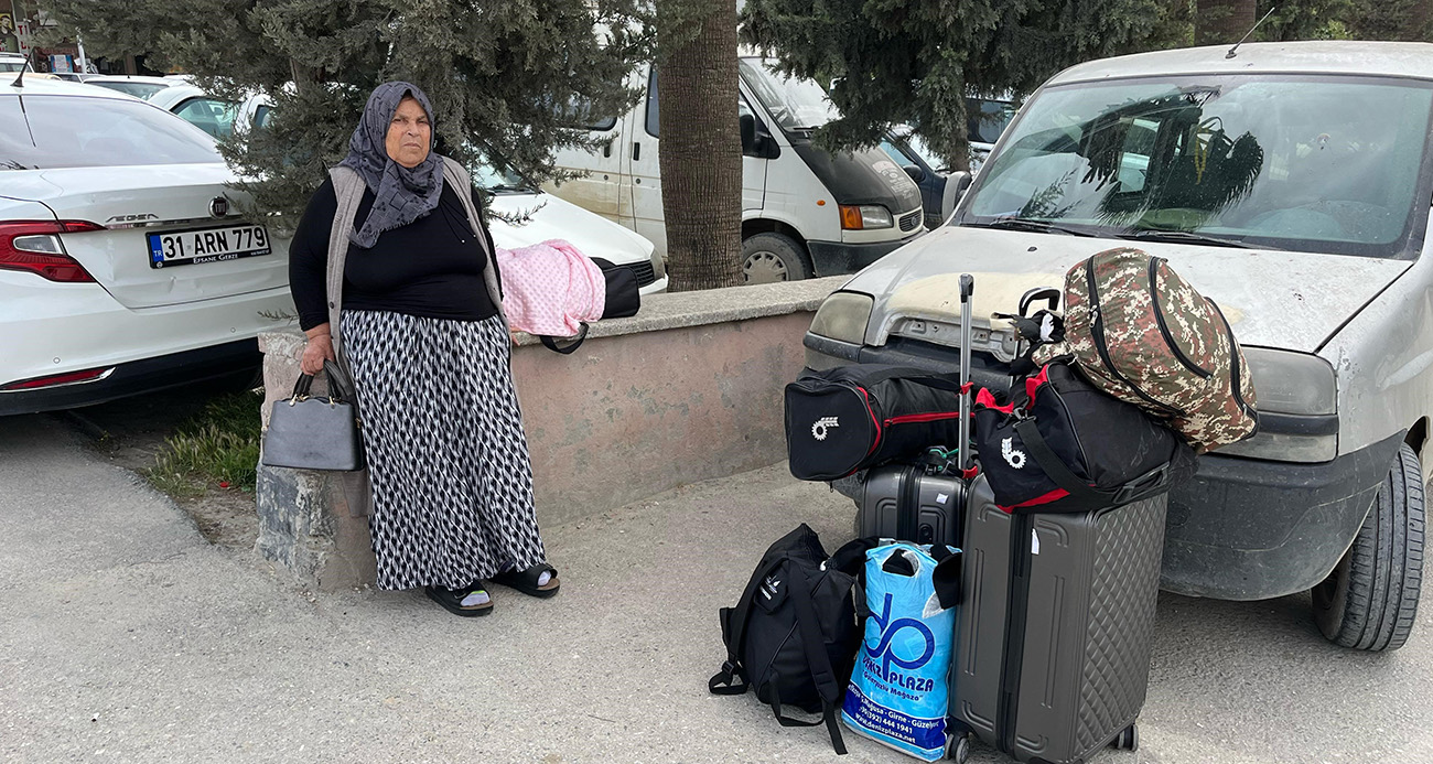 Depremden kaçıp İstanbul’a sığınan afetzedeler korkuyla memleketlerine dönmeye başladılar