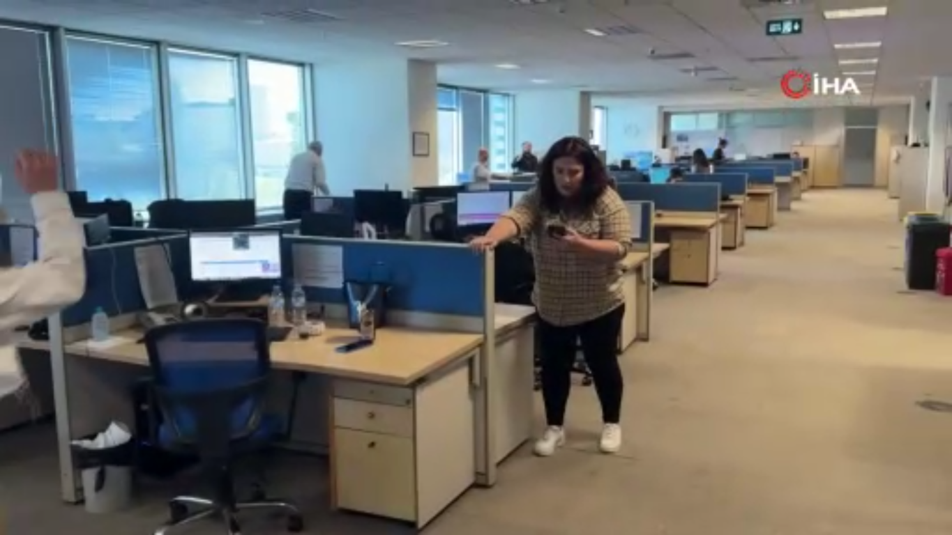 İHA’da 6.2 büyüklüğündeki deprem anları kamerada