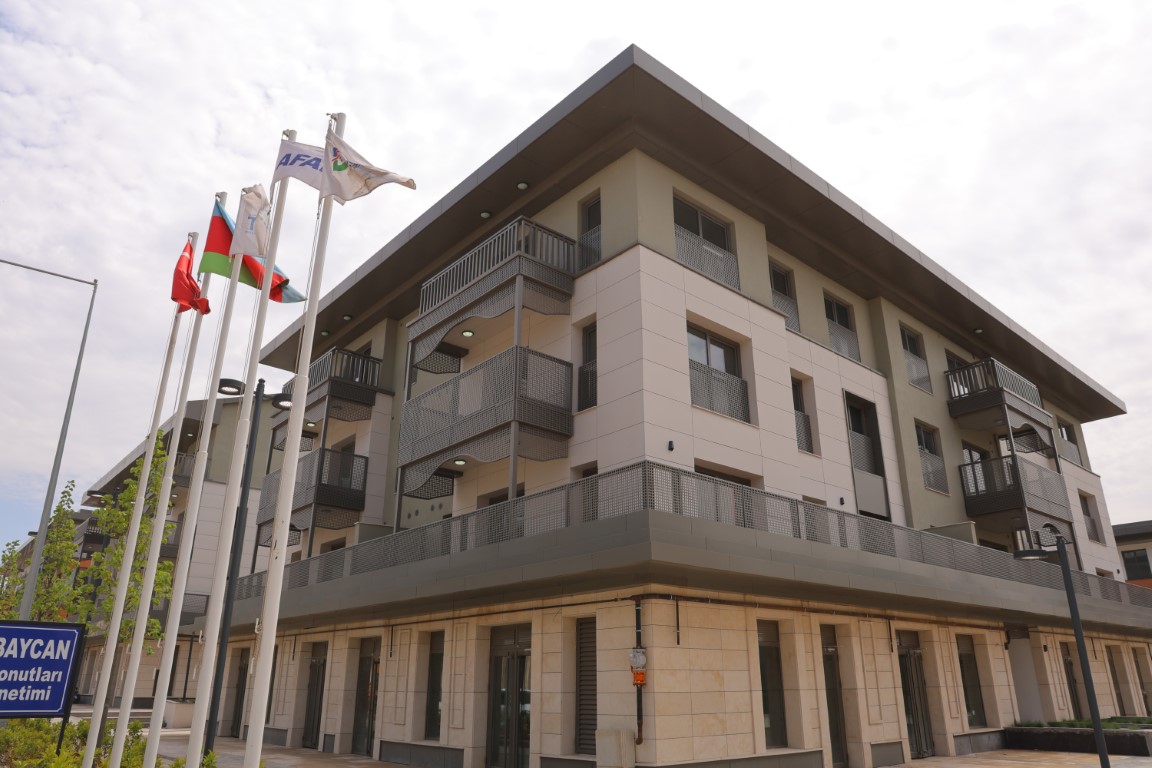 Konutlar yükseldi, Azerbaycan Mahallesi’nde sona gelindi
