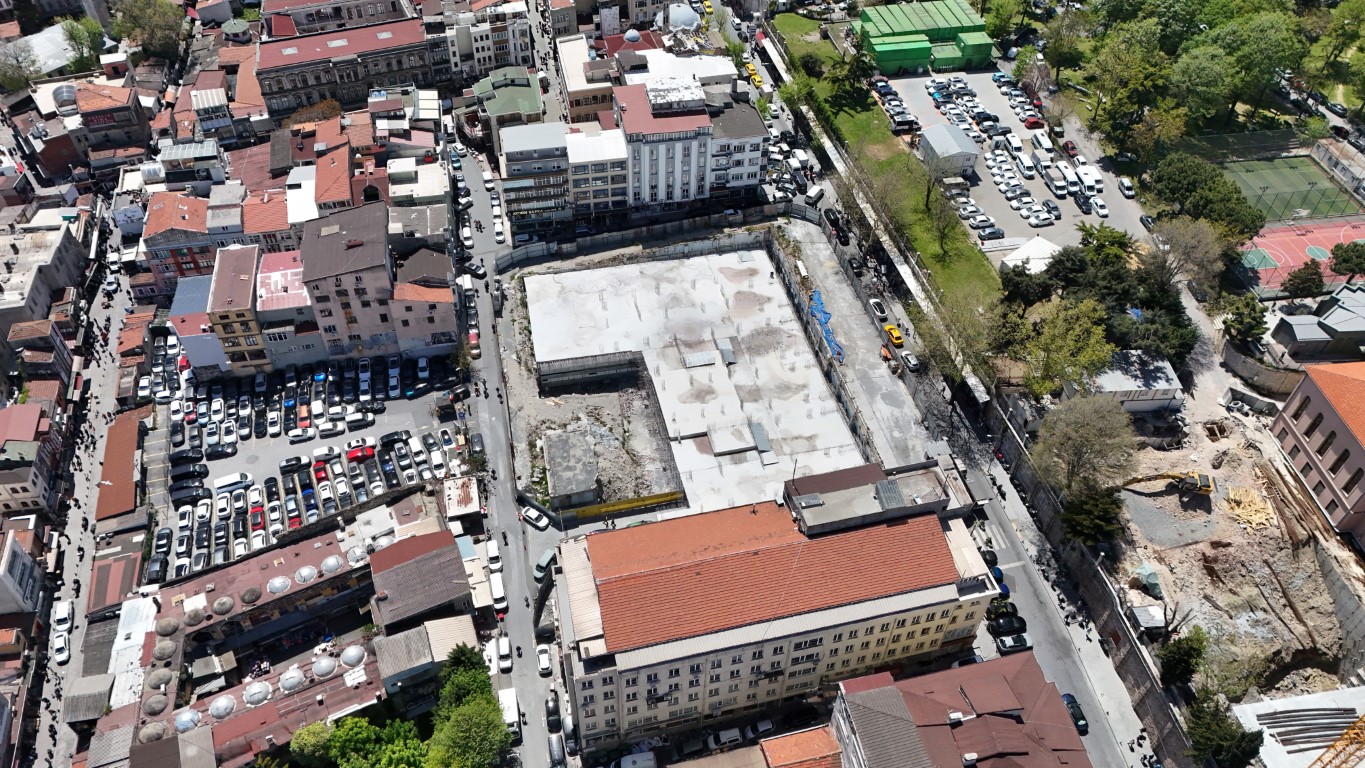 Karaköy ve Mercan’da İBB’nin otopark eziyeti: 
