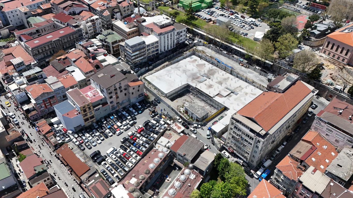 Karaköy ve Mercan’da İBB’nin otopark eziyeti: 