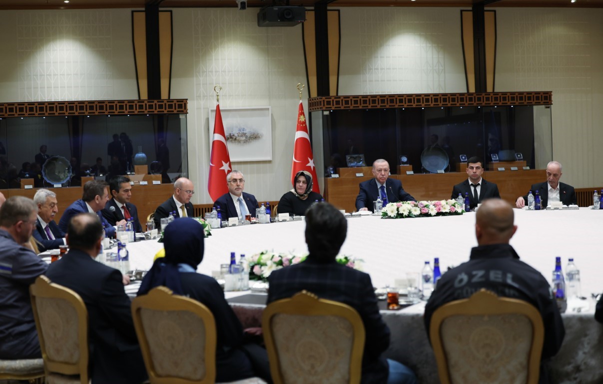Cumhurbaşkanı Erdoğan, işçilerle bir araya geldi