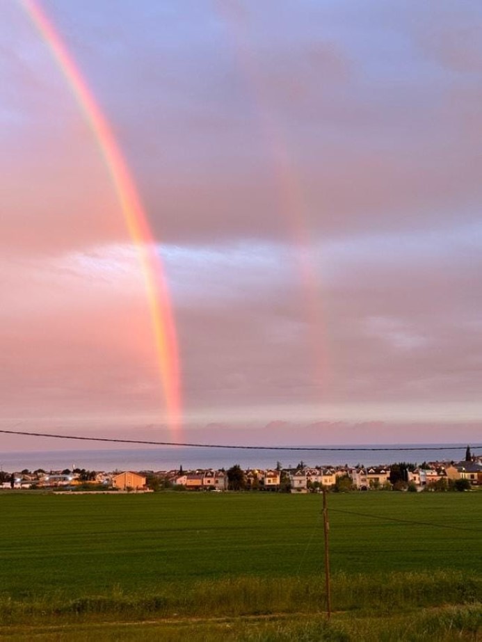 İstanbul’da gökkuşağı ve günbatımı mest etti