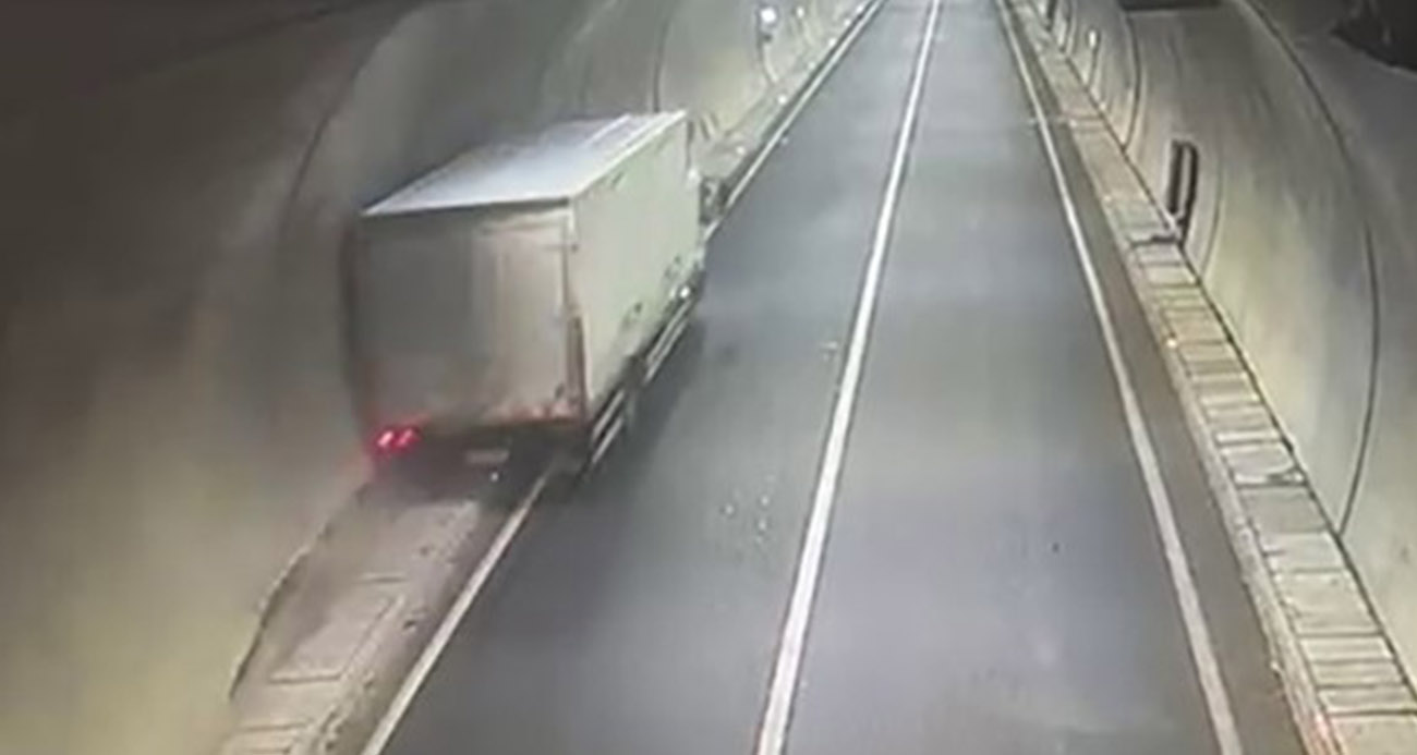 Direksiyon hakimiyetini kaybetti, tünel duvarına çarptı