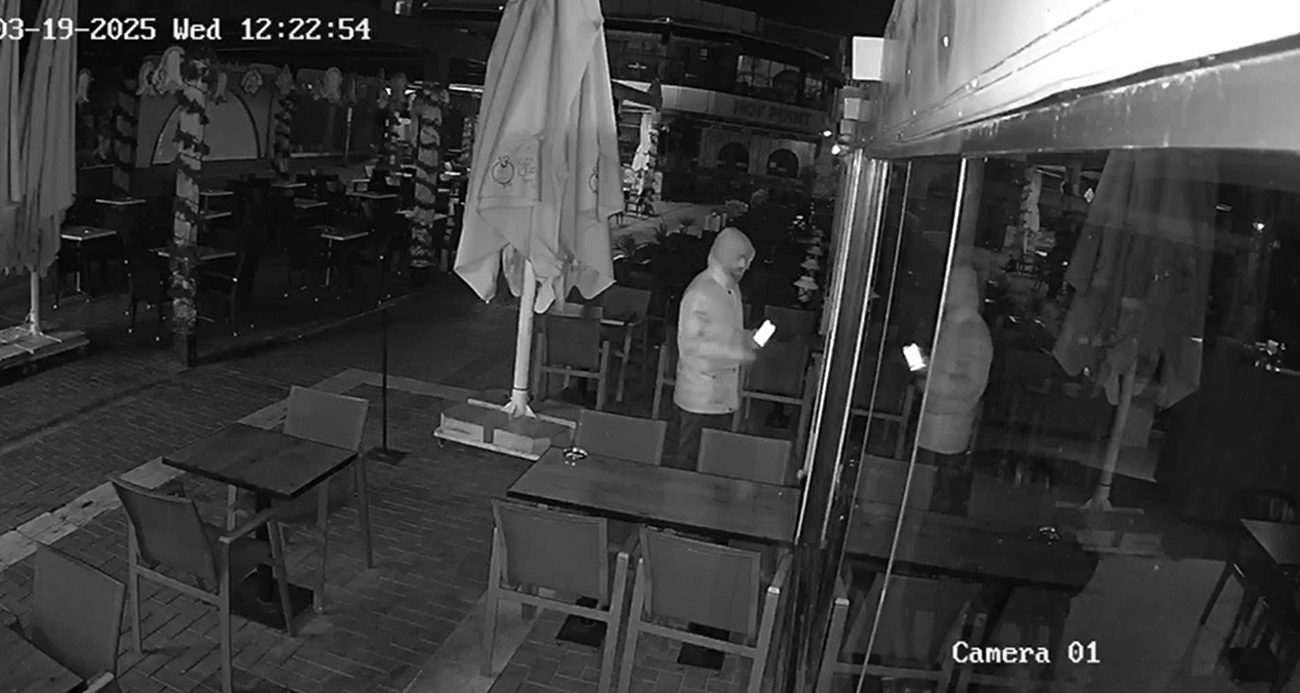 Kasayı mezarlığa gömdü!