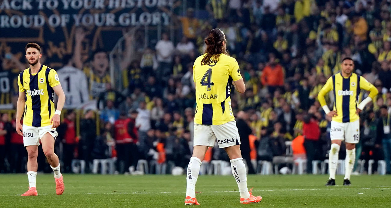 Fenerbahçe’nin 17 maçlık yenilmezlik serisi yine derbide sona erdi