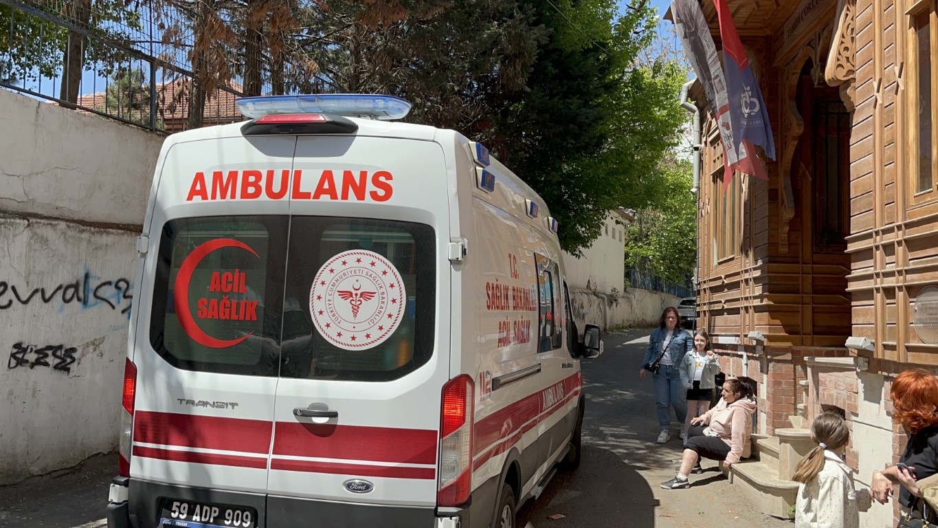 Çorlu’da köpek saldırısına uğrayan kadın yaralandı