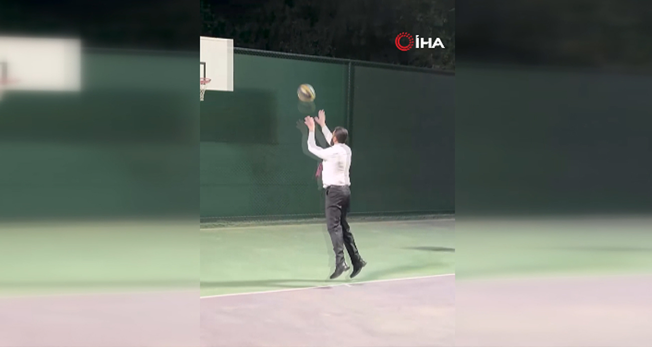 Suriye Devlet Başkanı eş-Şara, Şam’da basketbol oynadı