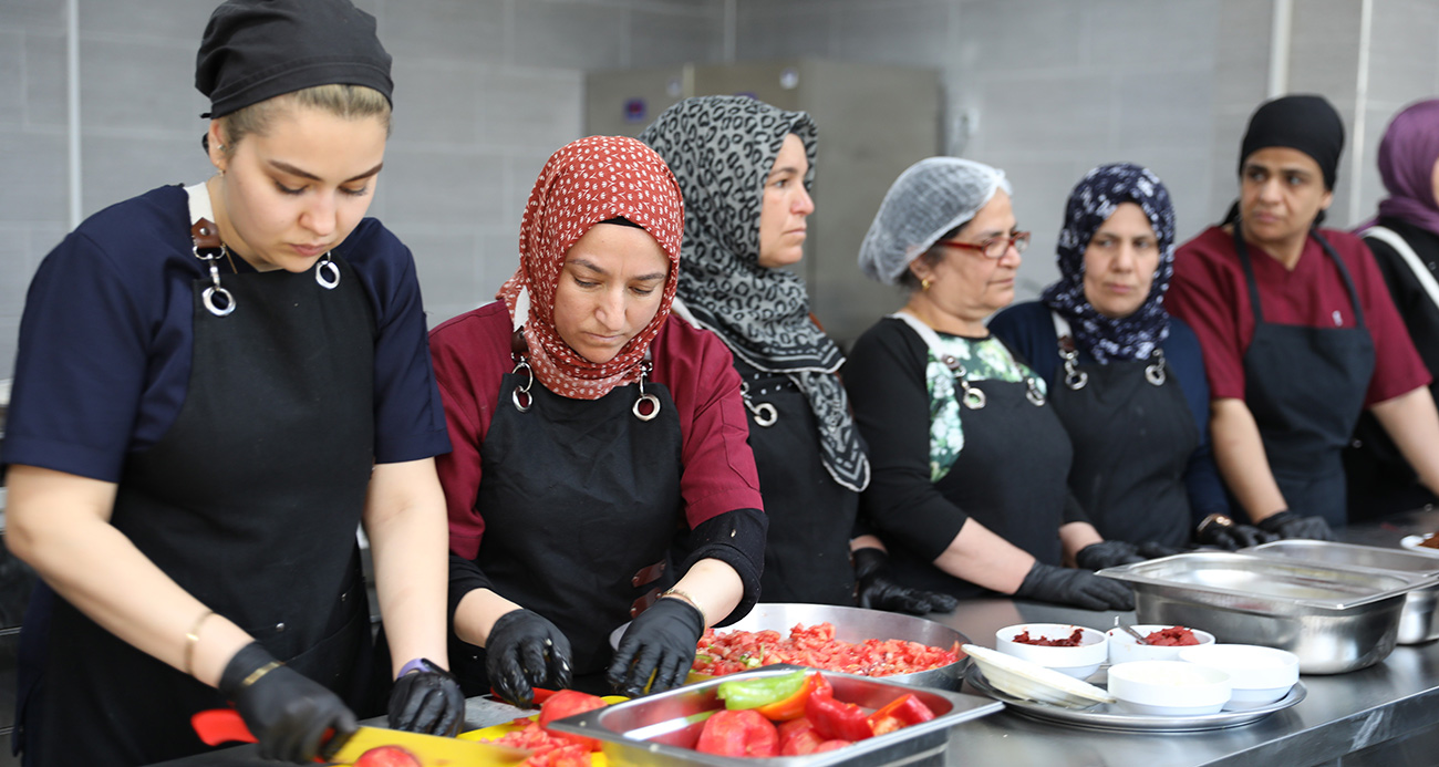 Dünya mutfağı kadınların elinde tat buluyor