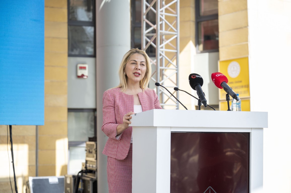 Bahçeşehir Kolejinin 296 öğrencisi, yurt dışından bin 136 kabul aldı