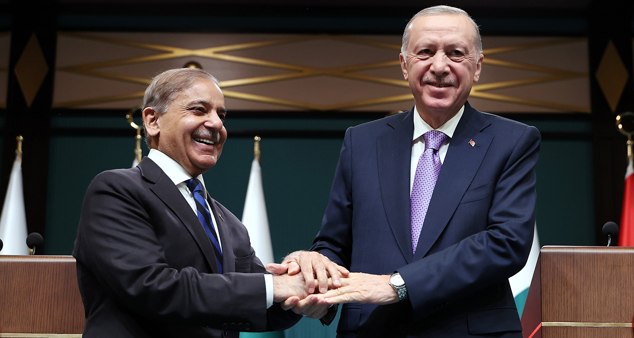 Pakistan Başbakanı Şerif'ten Cumhurbaşkanı Erdoğan'a teşekkür