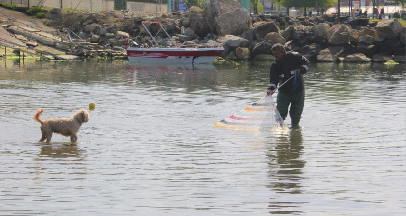 Dedesinden öğrendiği ‘saçma’ avcılığıyla her gün balık tutuyor: "Benim için bir aşk, asla bırakmam"